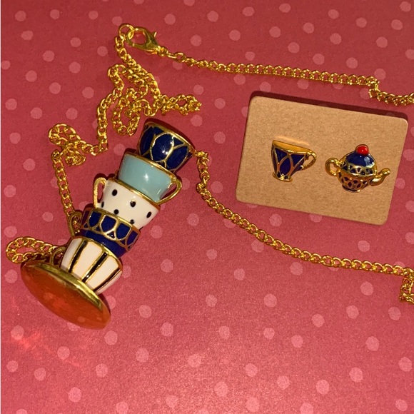 Alice in Wonderland Teacup necklace w/ matching Earrings. - Picture 2 of 2